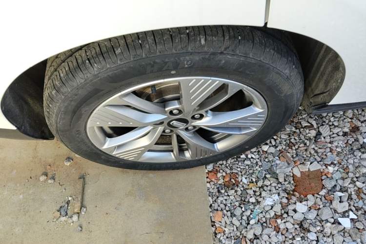 Used Bestune NAT 2023 PRO Comfort Travel Edition 419km Right Rear Wheel Hub