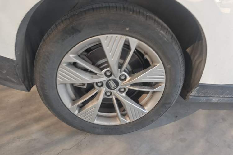 Used Bestune NAT 2023 PRO Comfort Travel Edition 425km Right Rear Wheel Hub