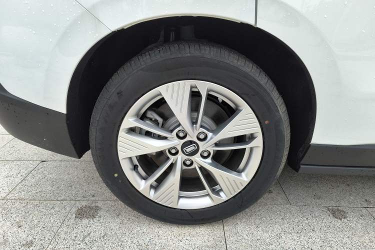 Used Bestune NAT 2023 PRO Comfortable Travel Extended Range Battery-Swap Version 401km Right Rear Wheel Hub