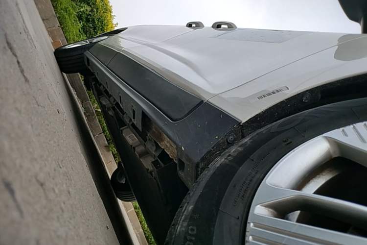 Used Bestune NAT 2023 PRO Comfortable Travel Battery-Swap Version 401km Right Side Sill