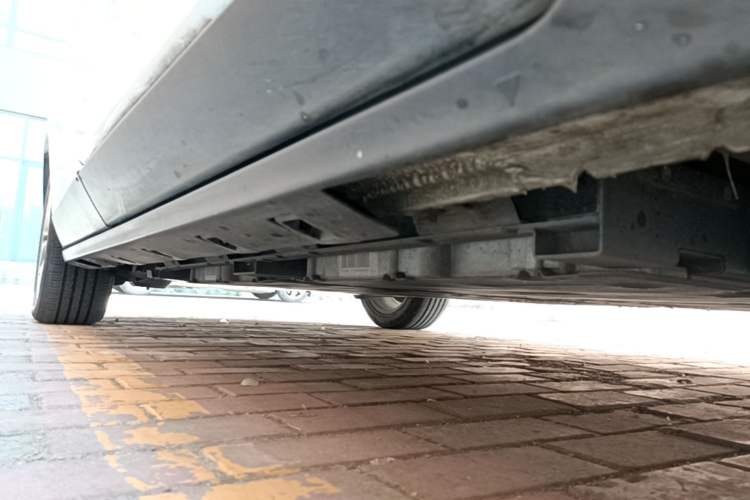 Used Bestune NAT 2023 PRO Comfortable Travel Extended Range Battery-Swap Version 401km Right Side Sill