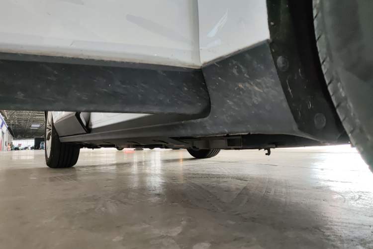 Used Bestune NAT 2023 PRO Comfortable Travel Battery-Swap Version 401km Right Side Sill
