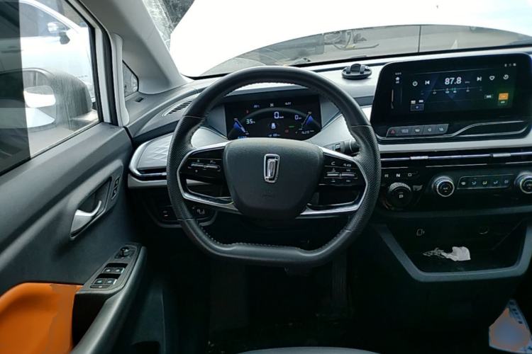 Used Bestune NAT 2023 PRO Comfortable Travel Battery-Swap Version 401km Steering Wheel