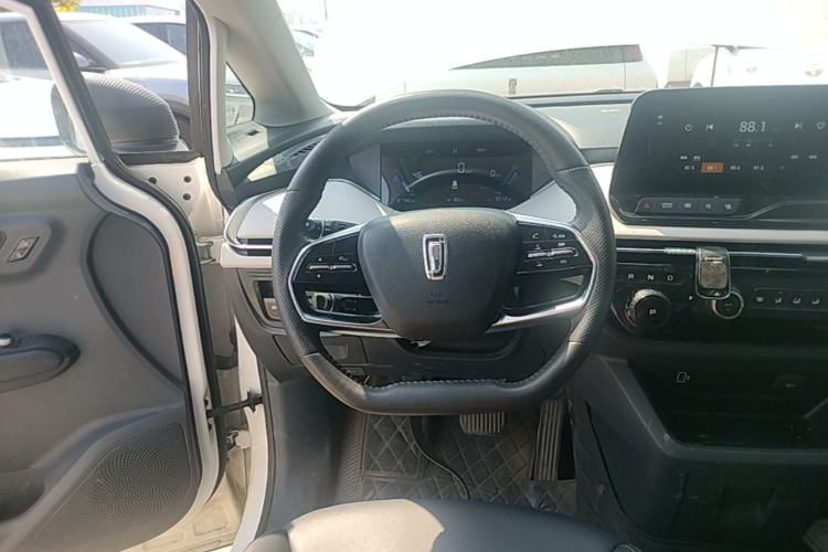 Used Bestune NAT 2023 PRO Comfortable Travel Battery-Swap Version 401km Steering Wheel