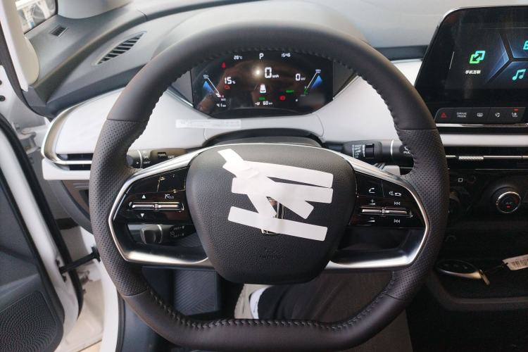 Used Bestune NAT 2023 PRO Comfortable Travel Battery-Swap Version 401km Steering Wheel