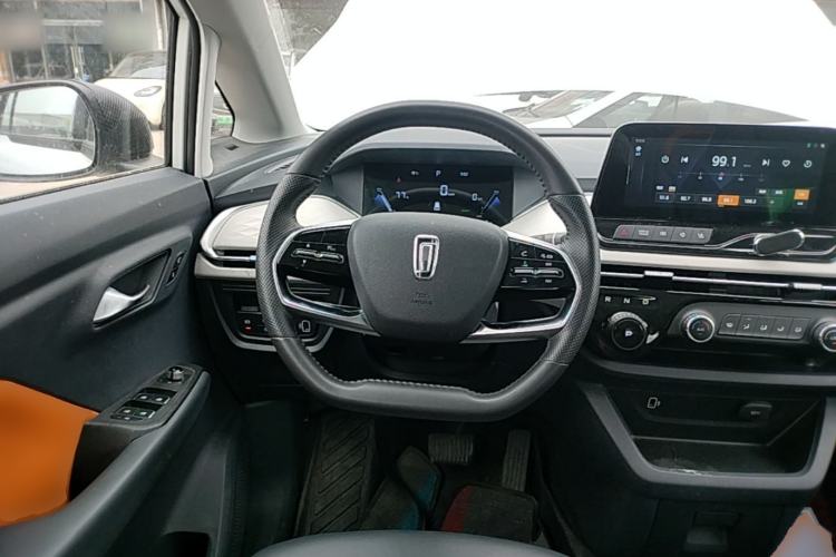 Used Bestune NAT 2023 PRO Comfortable Travel Extended Range Battery-Swap Version 401km Steering Wheel
