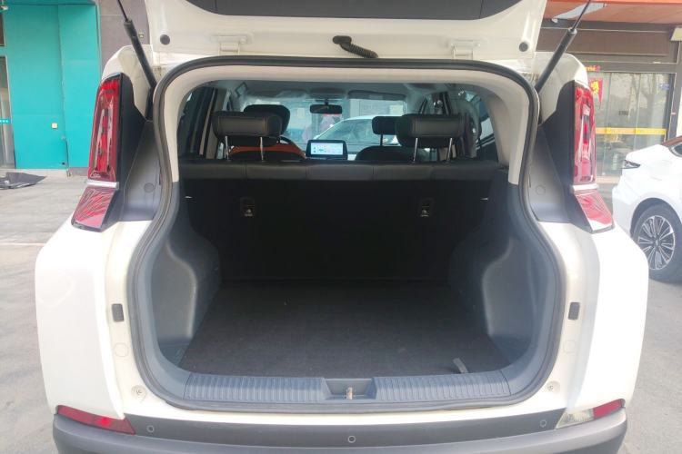 Used Bestune NAT 2023 PRO Comfortable Travel Battery-Swap Version 401km Trunk