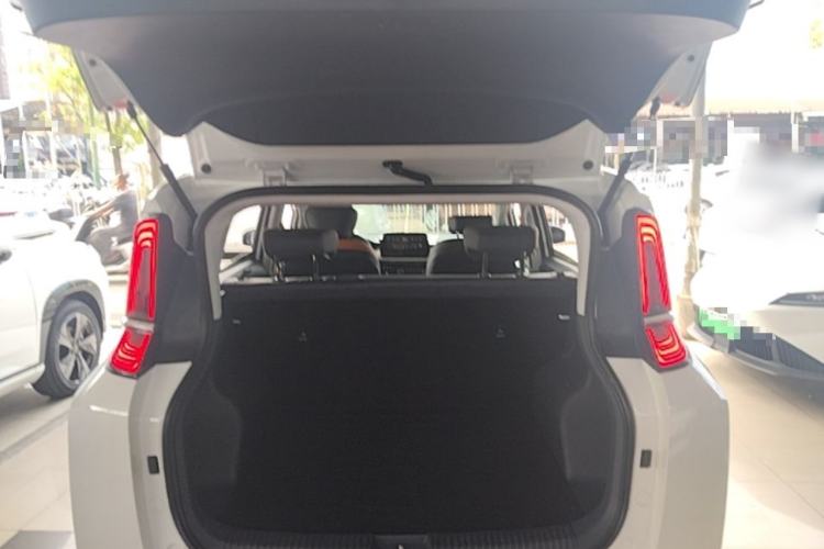 Used Bestune NAT 2023 PRO Comfort Travel Edition 425km Trunk