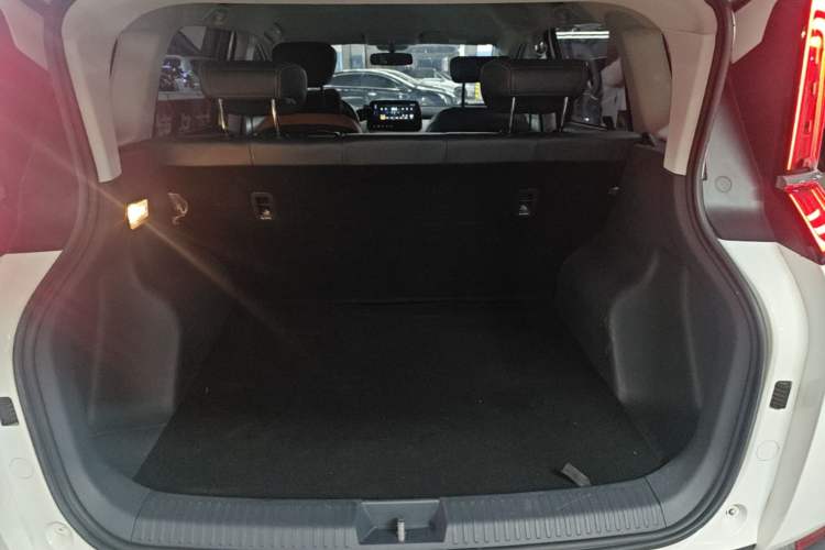Used Bestune NAT 2023 PRO Comfort Travel Edition 425km Trunk