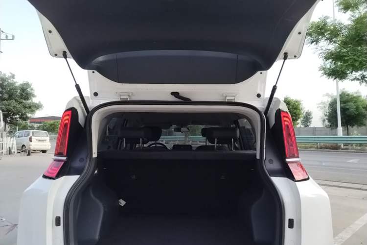 Used Bestune NAT 2023 PRO Comfort Travel Edition 425km Trunk