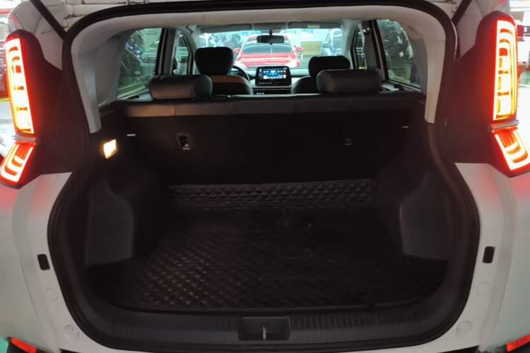 Used Bestune NAT 2023 PRO Enjoy Travel Edition 425km Trunk