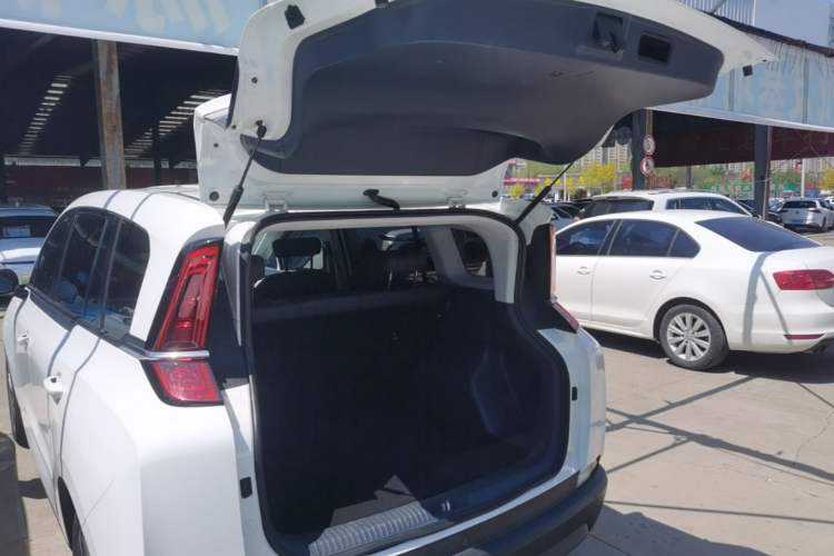 Used Bestune NAT 2023 PRO Comfort Travel Edition 419km Trunk