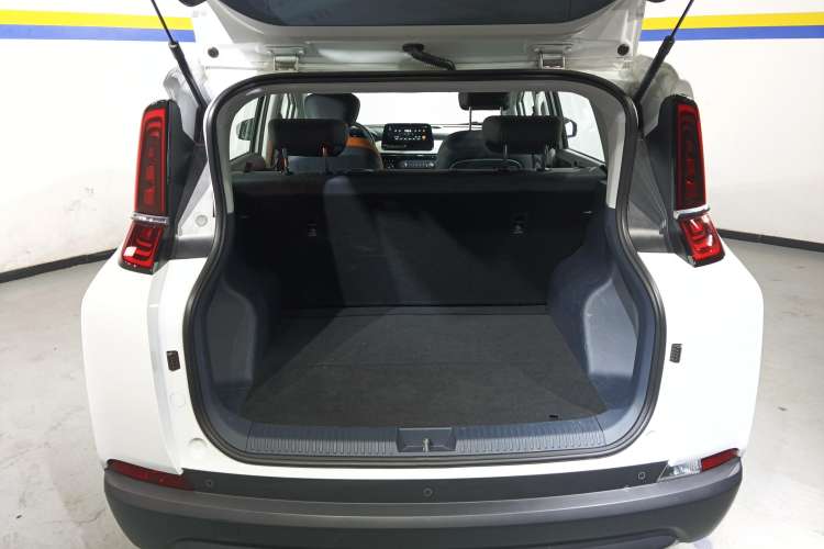 Used Bestune NAT 2023 PRO Comfort Travel Edition 419km Trunk