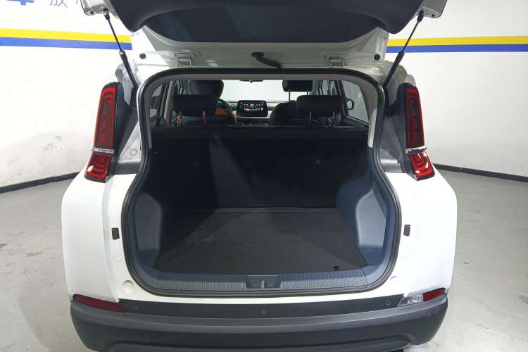 Used Bestune NAT 2023 PRO Comfort Travel Edition 419km Trunk