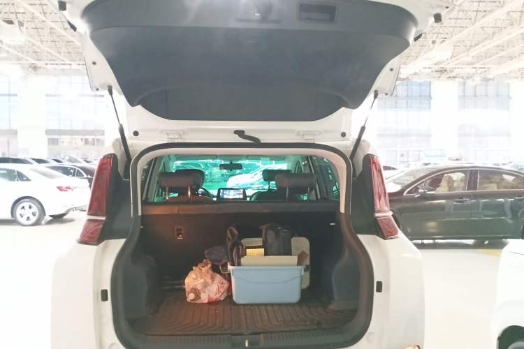 Used Bestune NAT 2023 PRO Comfortable Travel Extended Range Battery-Swap Version 401km Trunk