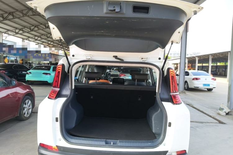 Used Bestune NAT 2023 PRO Comfort Travel Edition 425km Trunk