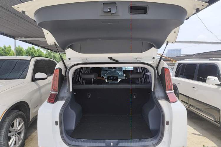 Used Bestune NAT 2023 PRO Comfort Travel Edition 419km Trunk