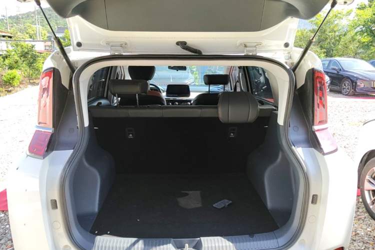 Used Bestune NAT 2023 PRO Comfort Travel Edition 425km Trunk