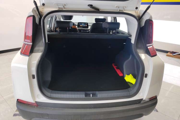 Used Bestune NAT 2023 PRO Comfort Travel Edition 419km Trunk