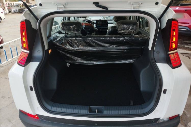 Used Bestune NAT 2023 PRO Comfortable Travel Battery-Swap Version 401km Trunk