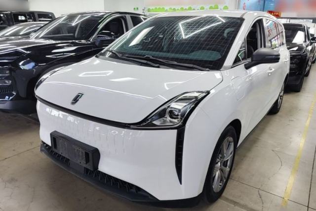 Ojetý Bestune NAT 2023 PRO Comfort Travel Extended Version 425km