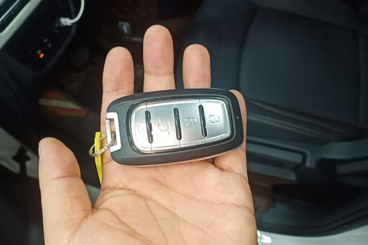 Used Bestune NAT 2023 PRO Comfort Travel Edition 419km Vehicle Key