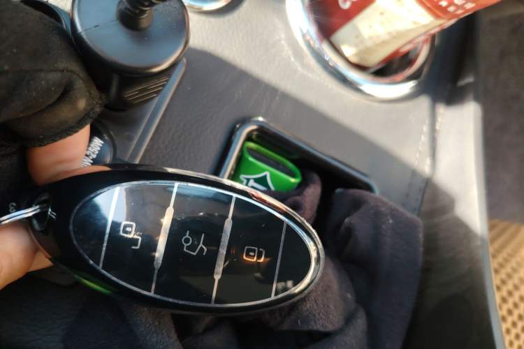 Used Bestune NAT 2023 PRO Enjoy Travel Battery-Swap Version 401km Vehicle Key