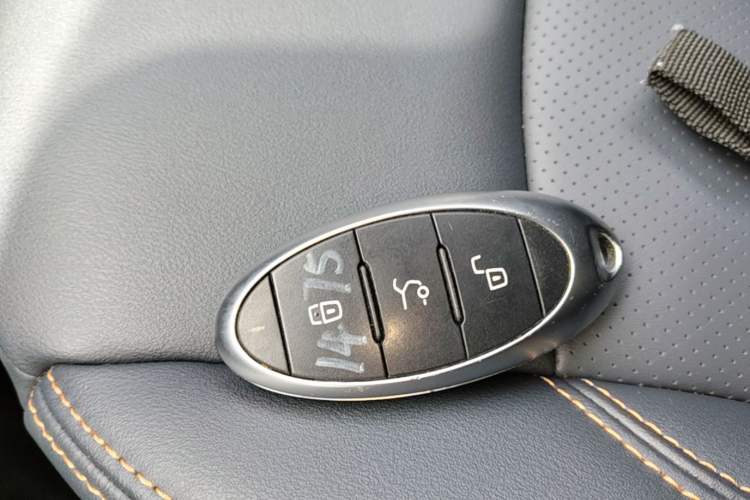 Used Bestune NAT 2023 PRO Comfort Travel Edition 419km Vehicle Key
