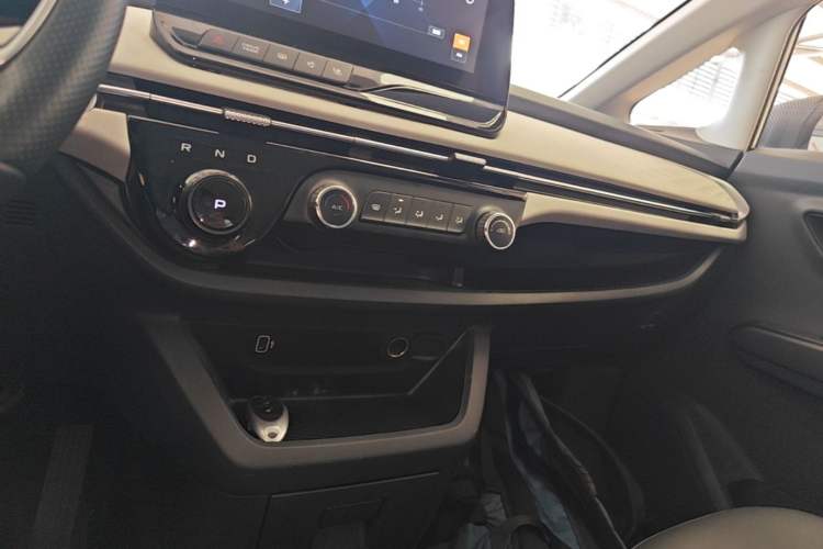 Used Bestune NAT 2024 PRO Jiaxiang Edition 425km Audio And AC Panel