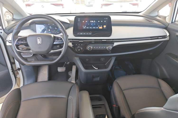 Used Bestune NAT 2024 PRO Jiaxiang Edition 425km Center Console