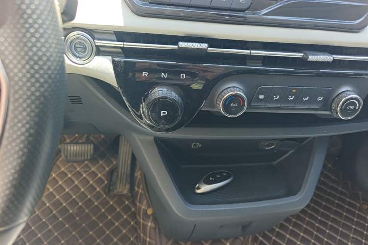 Used Bestune NAT 2024 PRO Jiaxiang Edition 425km Gear Lever