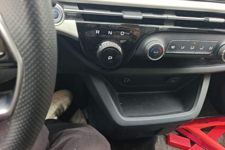 Used Bestune NAT 2024 PRO Jiaxiang Edition 425km Gear Lever