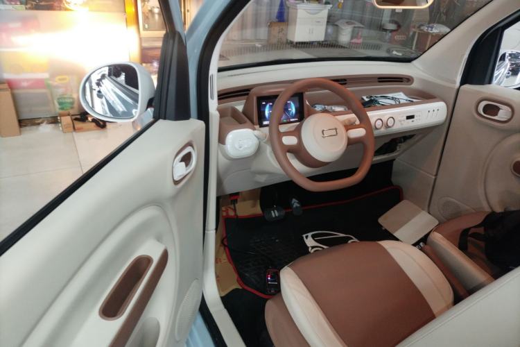 Used Bestune Pony 2026 222km Colorful Horse Interior 3