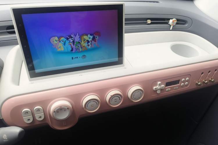 Used Bestune Pony 2024 170km Vitality Horse Audio And AC Panel