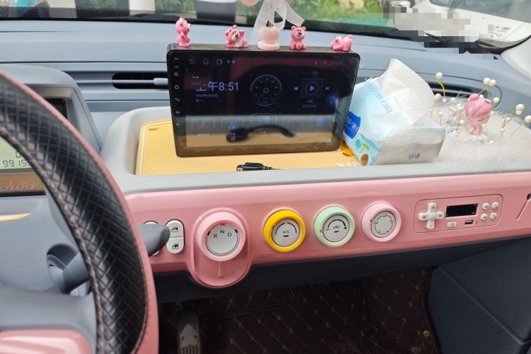Used Bestune Pony 2024 122km Cute and Fun Horse Audio And AC Panel