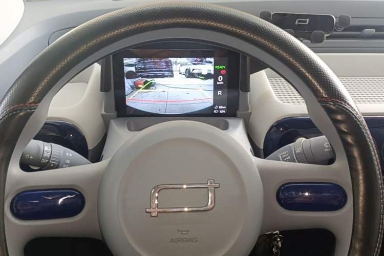 Used Bestune Pony 2024 170km Vitality Horse Audio And AC Panel