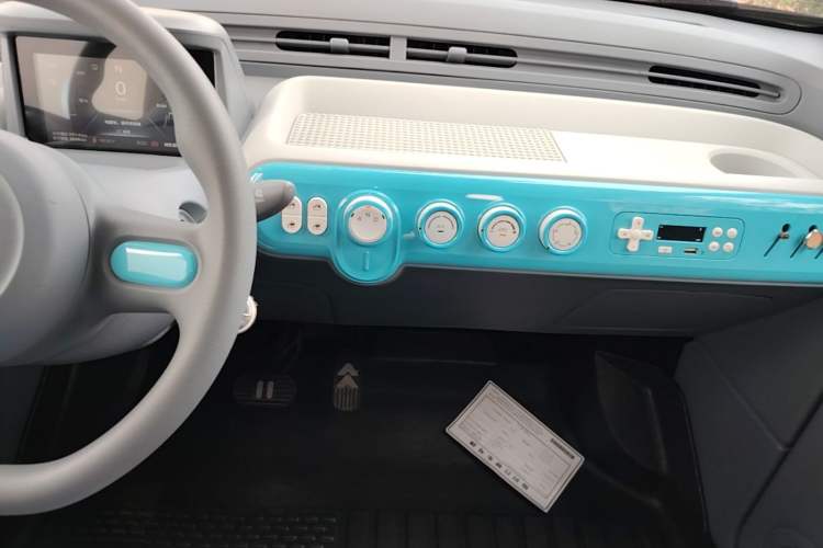 Used Bestune Pony 2024 170km Vitality Horse Audio And AC Panel