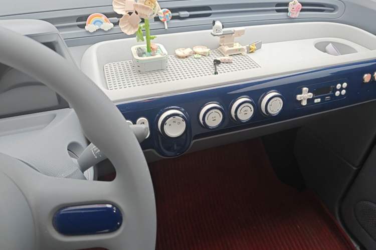 Used Bestune Pony 2024 170km Vitality Horse Audio And AC Panel