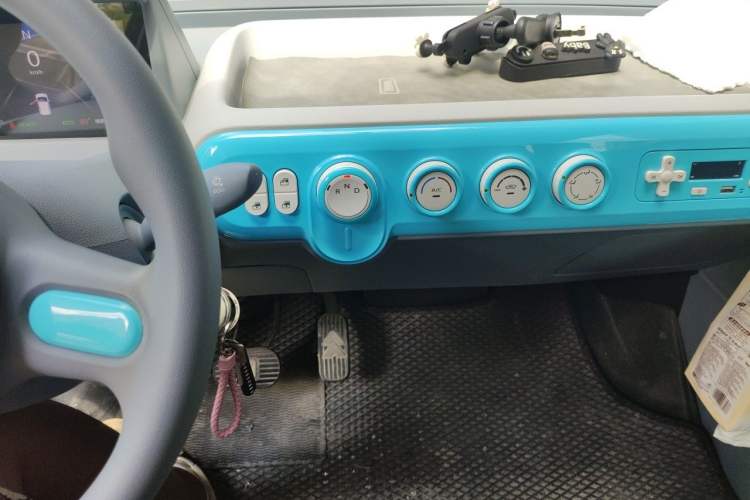 Used Bestune Pony 2024 170km Vitality Horse Audio And AC Panel