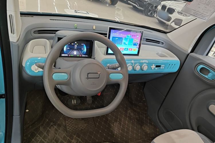 Used Bestune Pony 2024 170km Vitality Horse Center Console