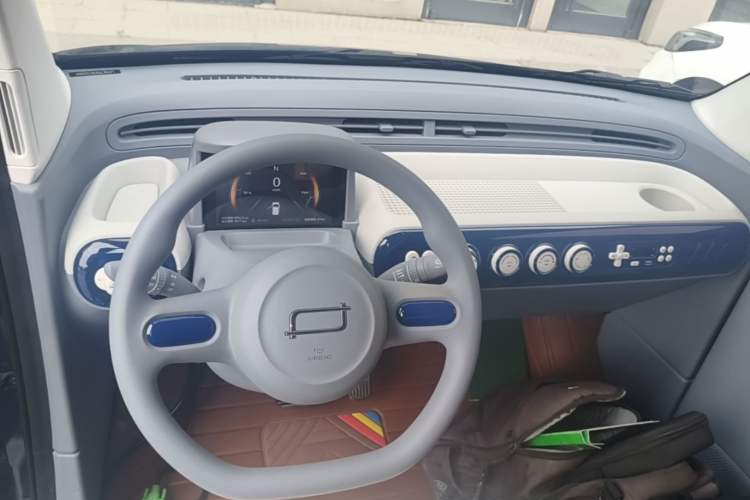 Used Bestune Pony 2024 170km Vitality Horse Center Console