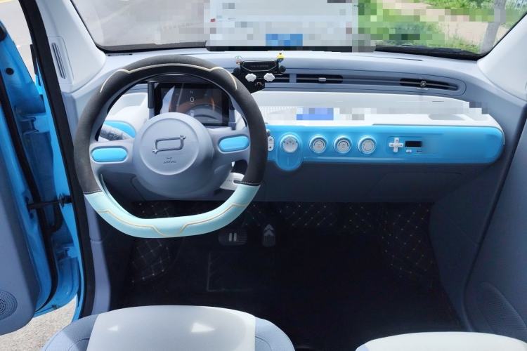 Used Bestune Pony 2024 170km Vitality Horse Center Console