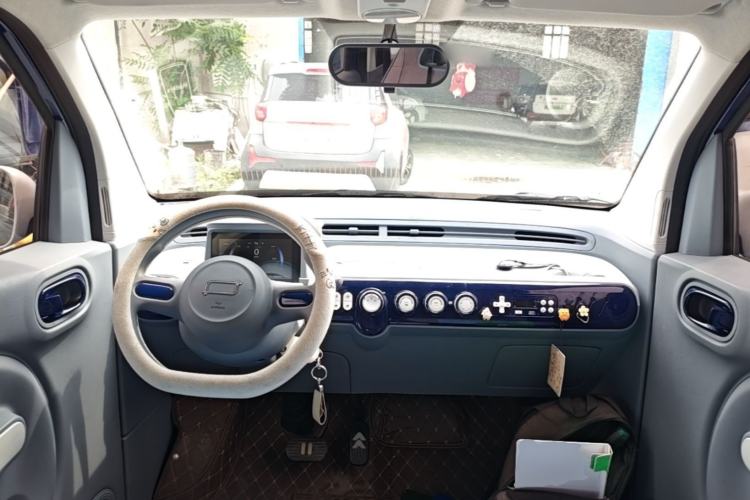 Used Bestune Pony 2024 170km Vitality Horse Center Console