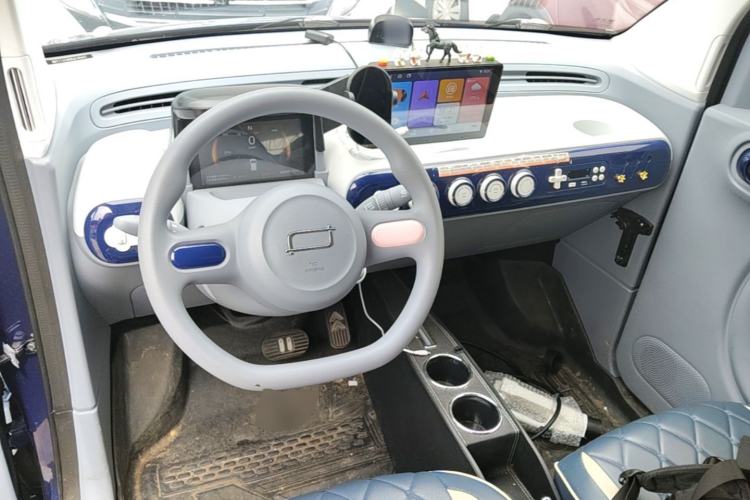 Used Bestune Pony 2024 170km Vitality Horse Center Console
