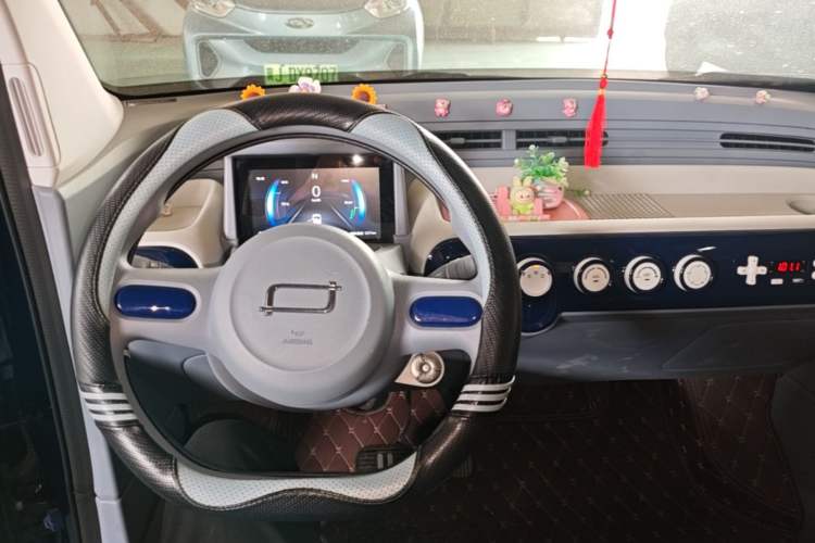 Used Bestune Pony 2024 170km Vitality Horse Center Console