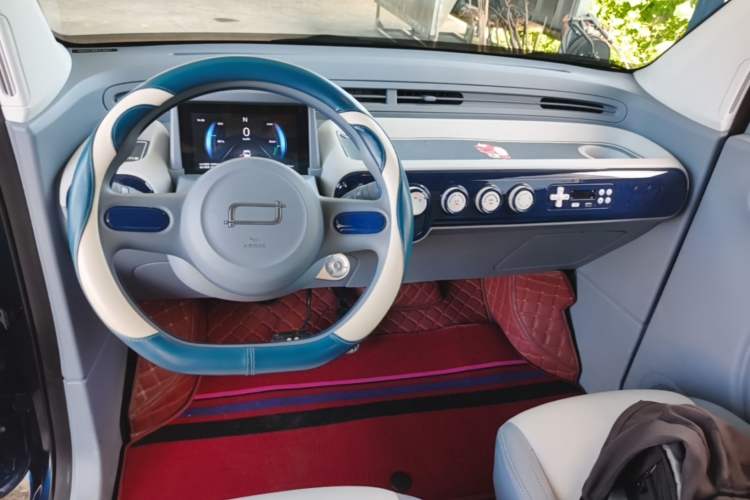 Used Bestune Pony 2024 170km Vitality Horse Center Console