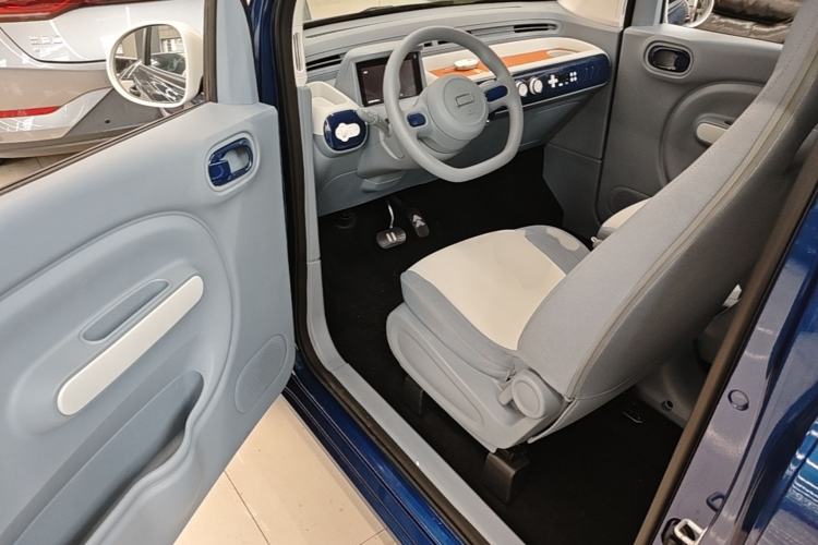 Used Bestune Pony 2024 170km Vitality Horse Driver Seat
