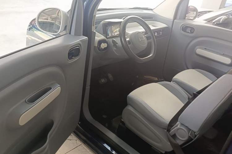 Used Bestune Pony 2024 170km Vitality Horse Driver Seat