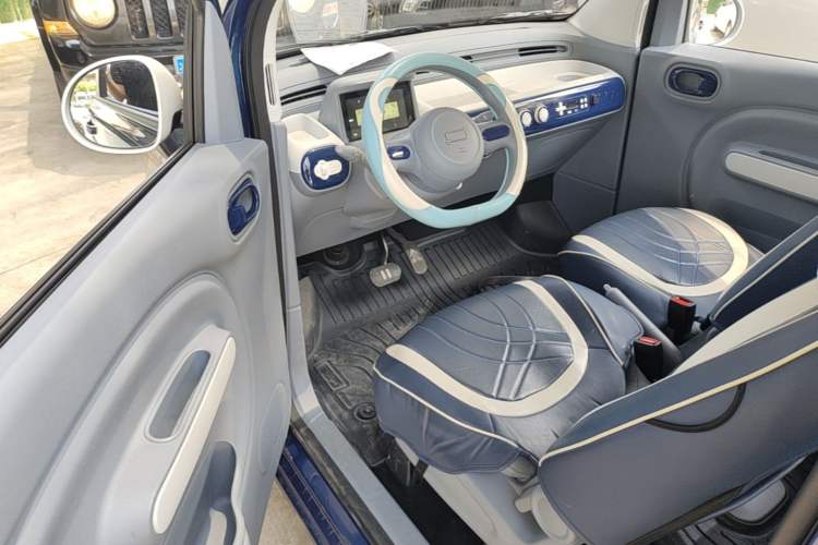 Used Bestune Pony 2024 170km Range Energizing Horse Driver Seat