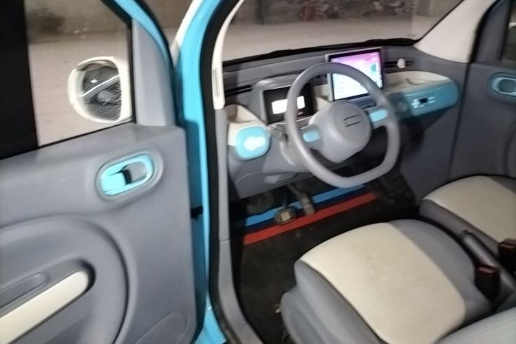 Used Bestune Pony 2024 170km Range Energizing Horse Driver Seat